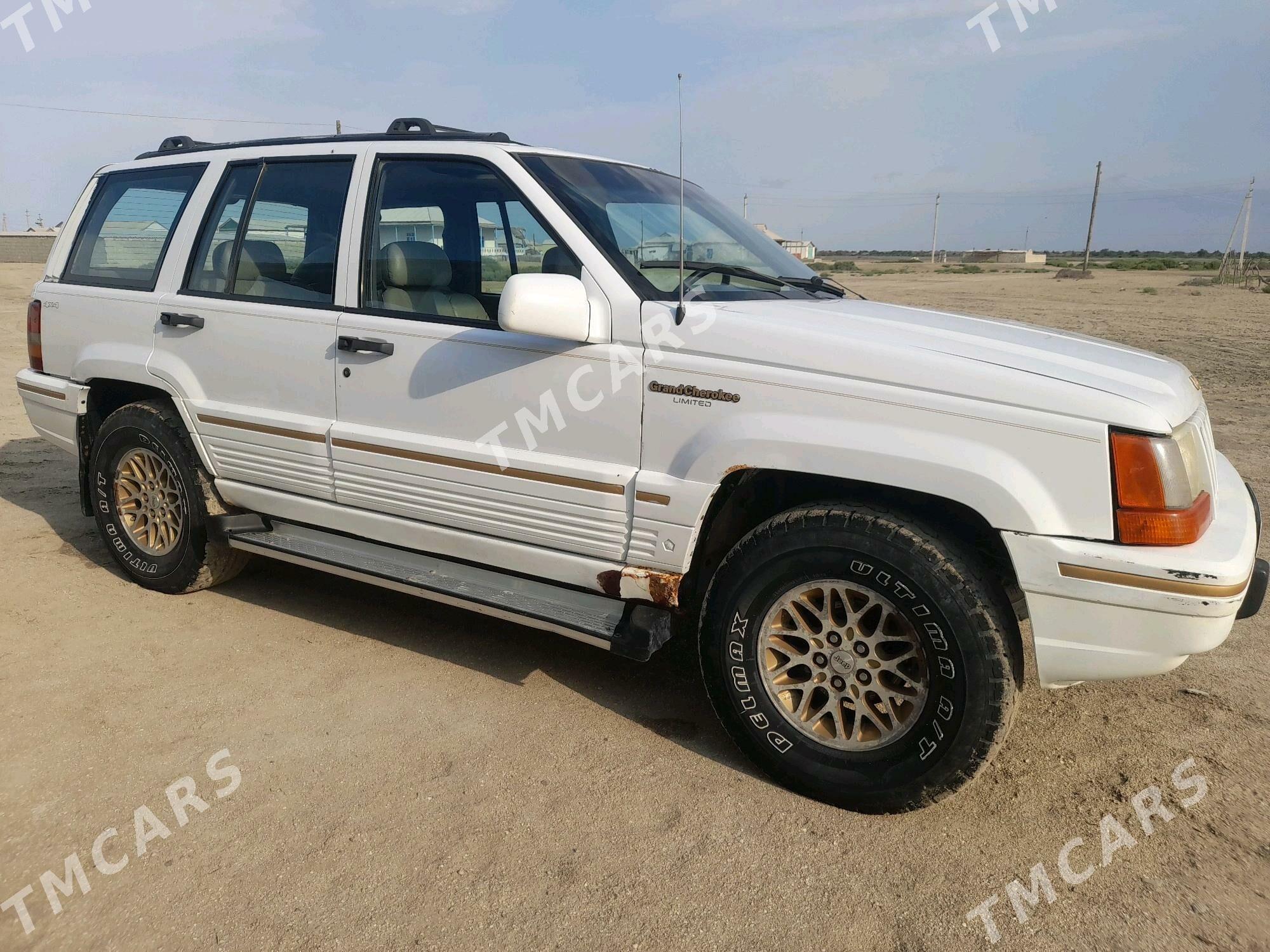 Jeep Grand Cherokee 1995 - 40 000 TMT - Эсенгулы - img 2