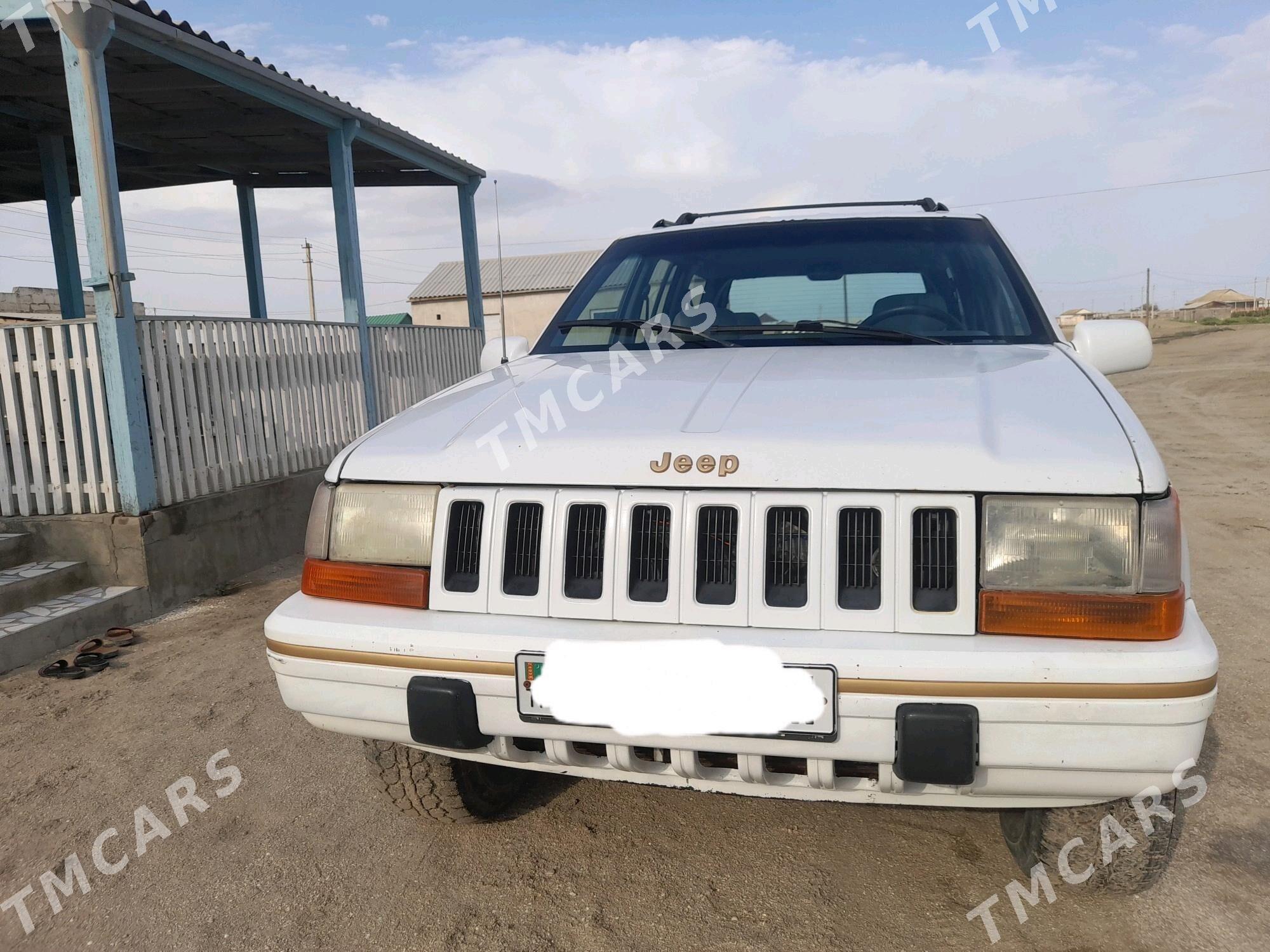 Jeep Grand Cherokee 1995 - 40 000 TMT - Эсенгулы - img 4