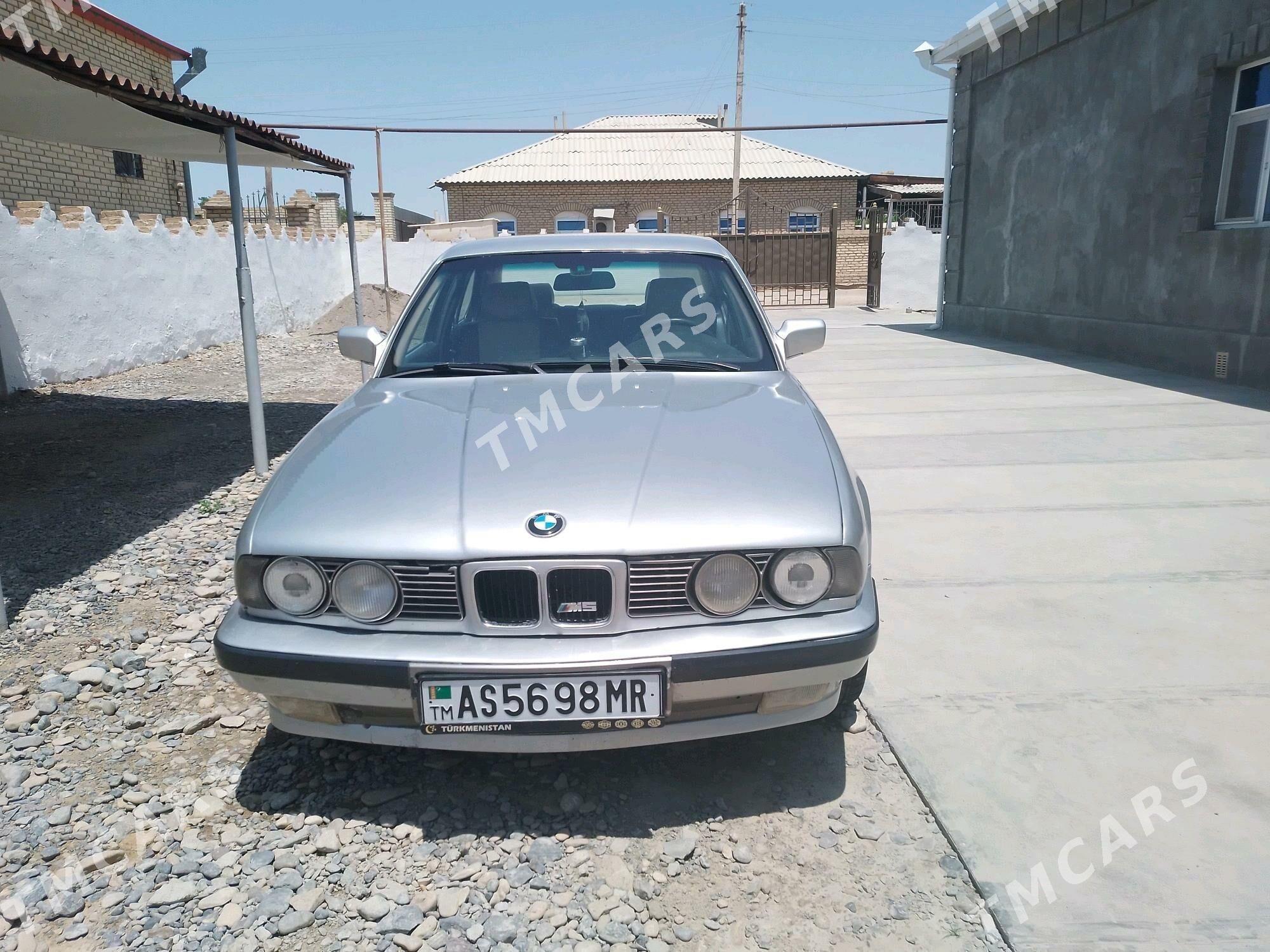 BMW 525 1990 - 50 000 TMT - Mary - img 4