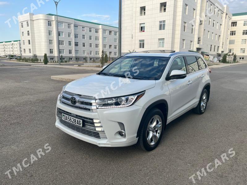 Toyota Highlander 2019 - 499 000 TMT - Гуртли - img 2