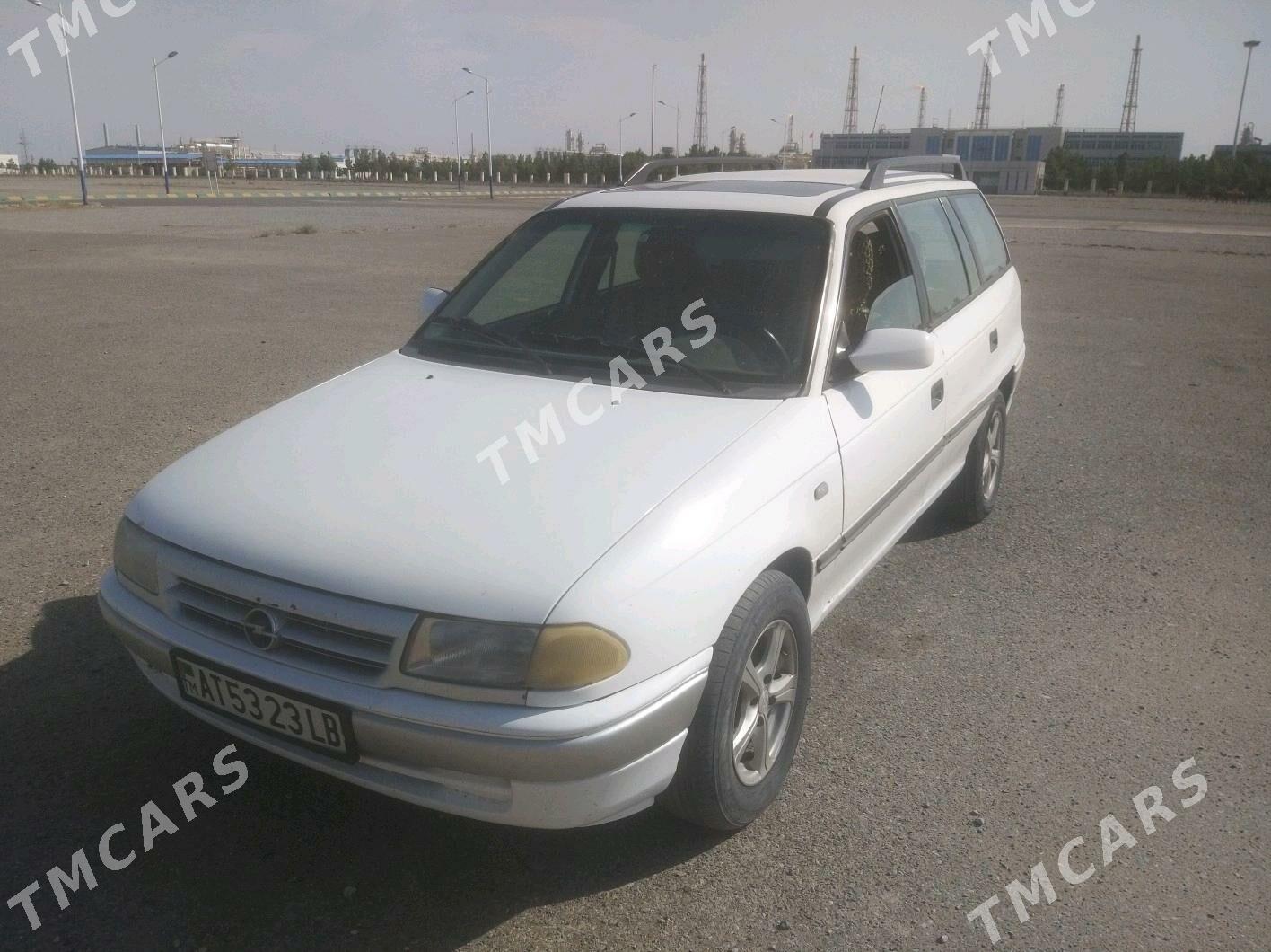 Opel Astra 1993 - 37 000 TMT - Seýdi - img 2