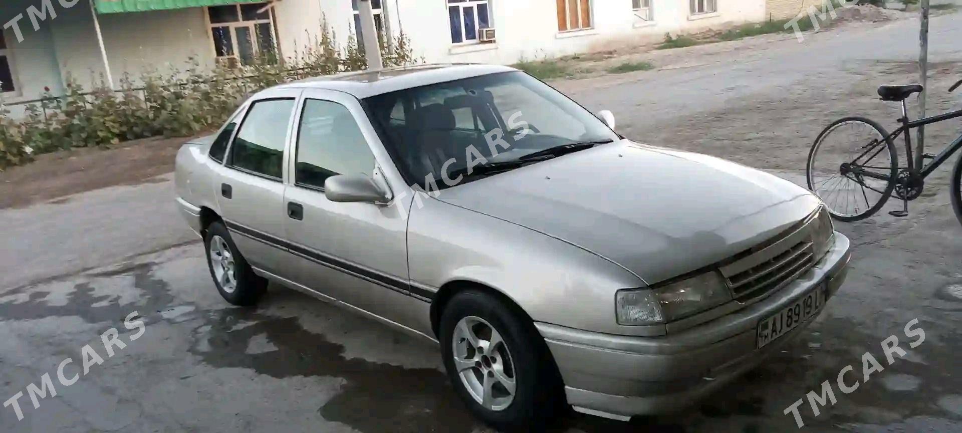 Opel Vectra 1991 - 25 000 TMT - Дянев - img 4