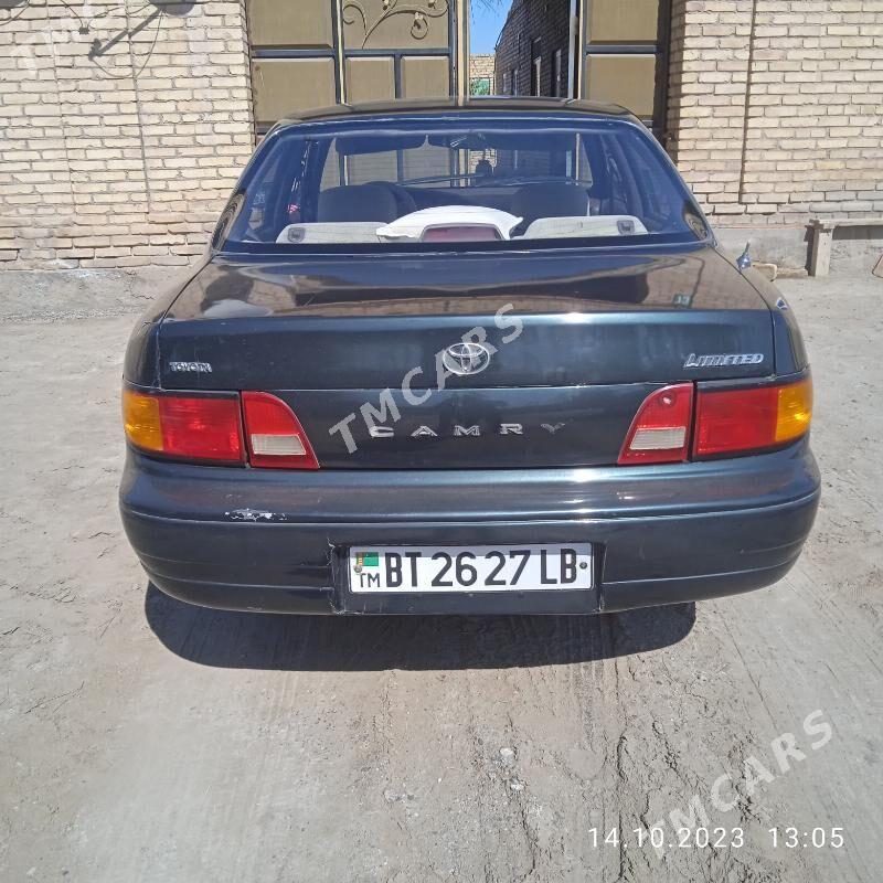 Toyota Camry 1994 - 65 000 TMT - Farap - img 4