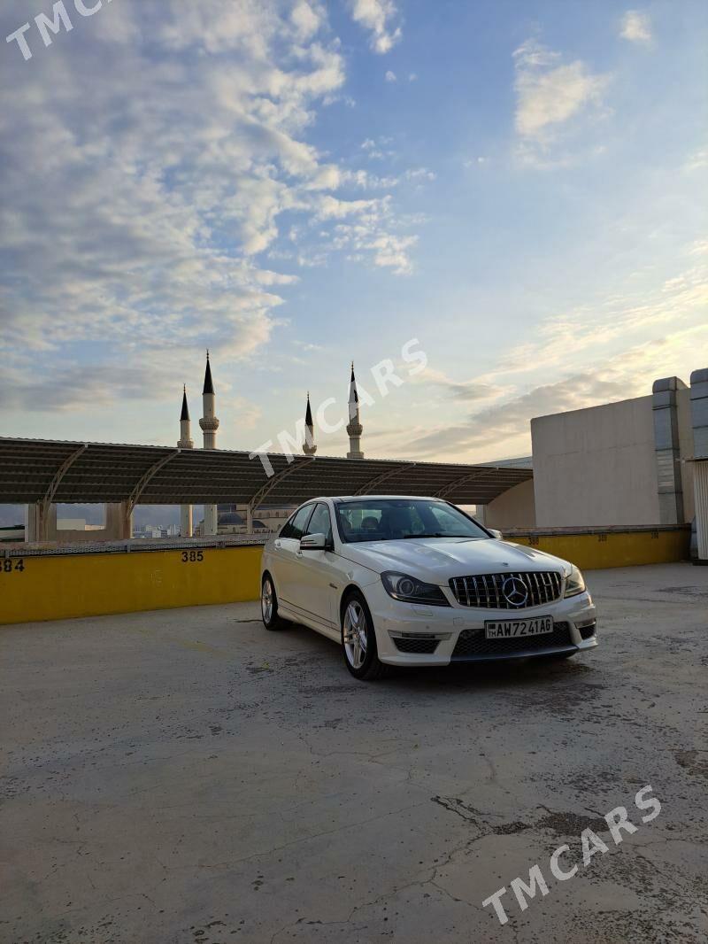Mercedes-Benz C350 2012 - 273 000 TMT - Aşgabat - img 4