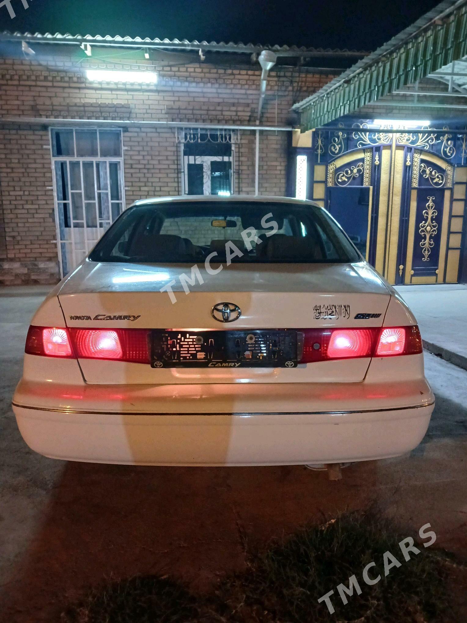 Toyota Camry 2001 - 95 000 TMT - Туркменабат - img 2