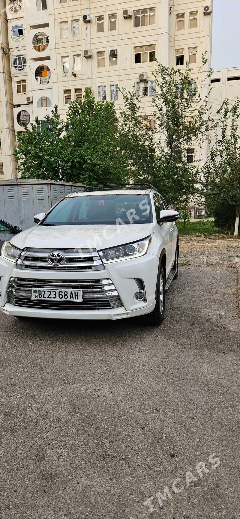 Toyota Highlander 2017 - 350 000 TMT - Ашхабад - img 7