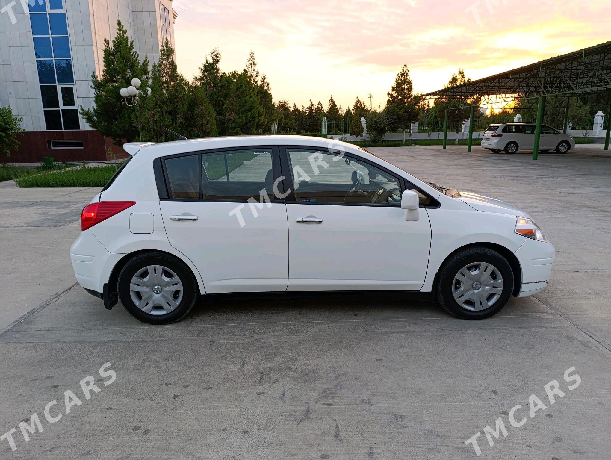 Nissan Versa 2009 - 115 000 TMT - Büzmeýin - img 6