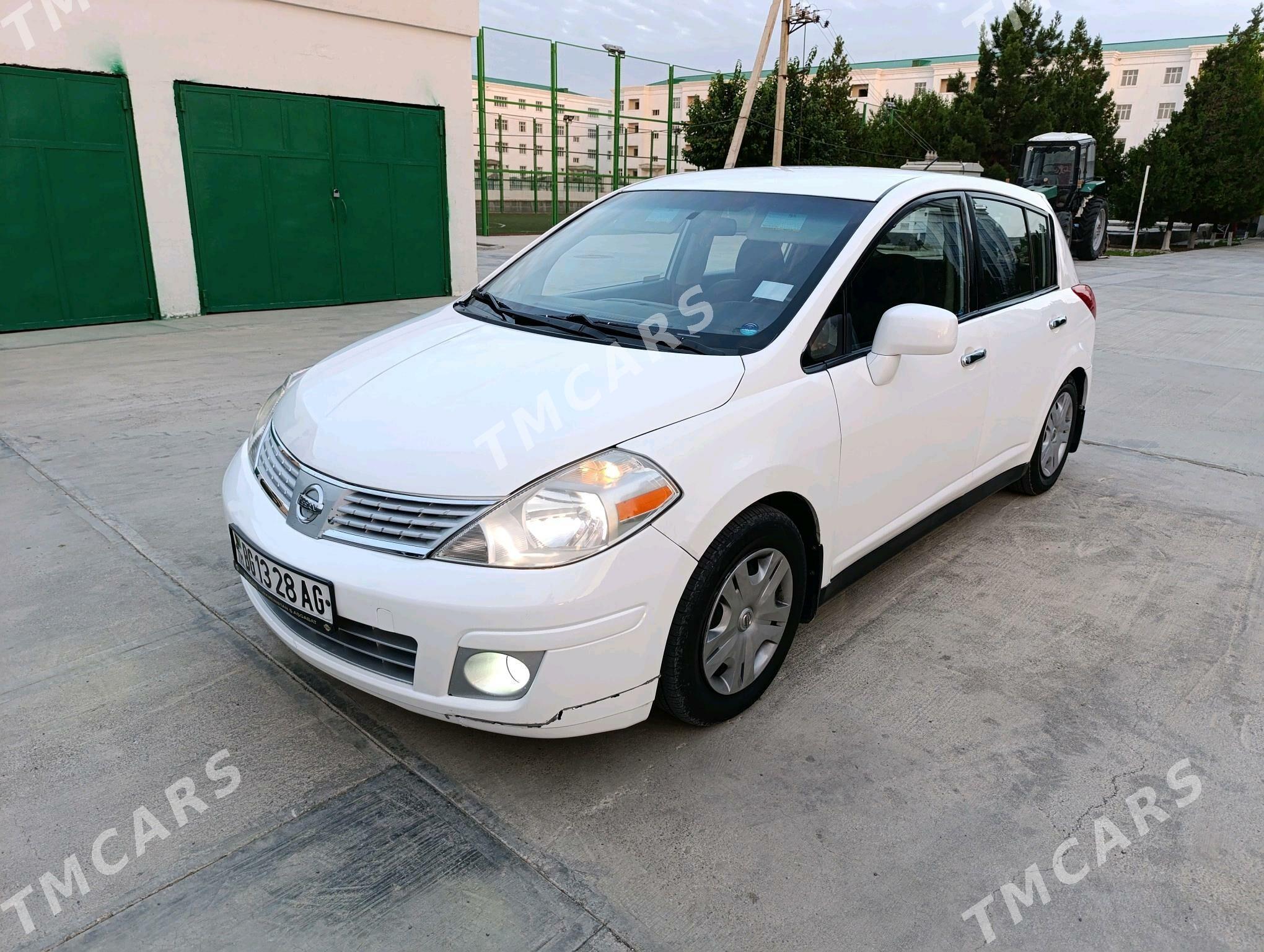 Nissan Versa 2009 - 115 000 TMT - Büzmeýin - img 10