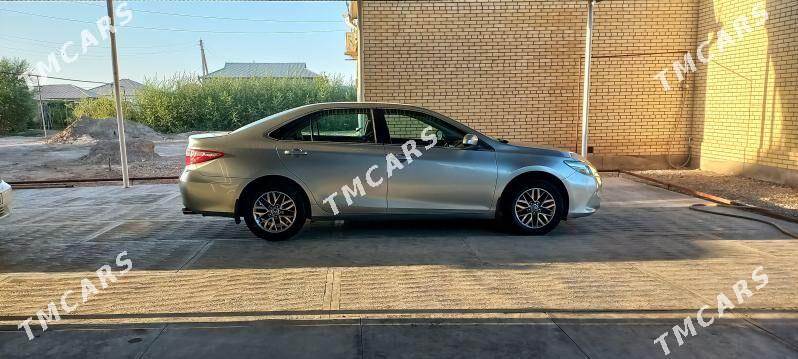 Toyota Camry 2017 - 210 000 TMT - Мургап - img 3