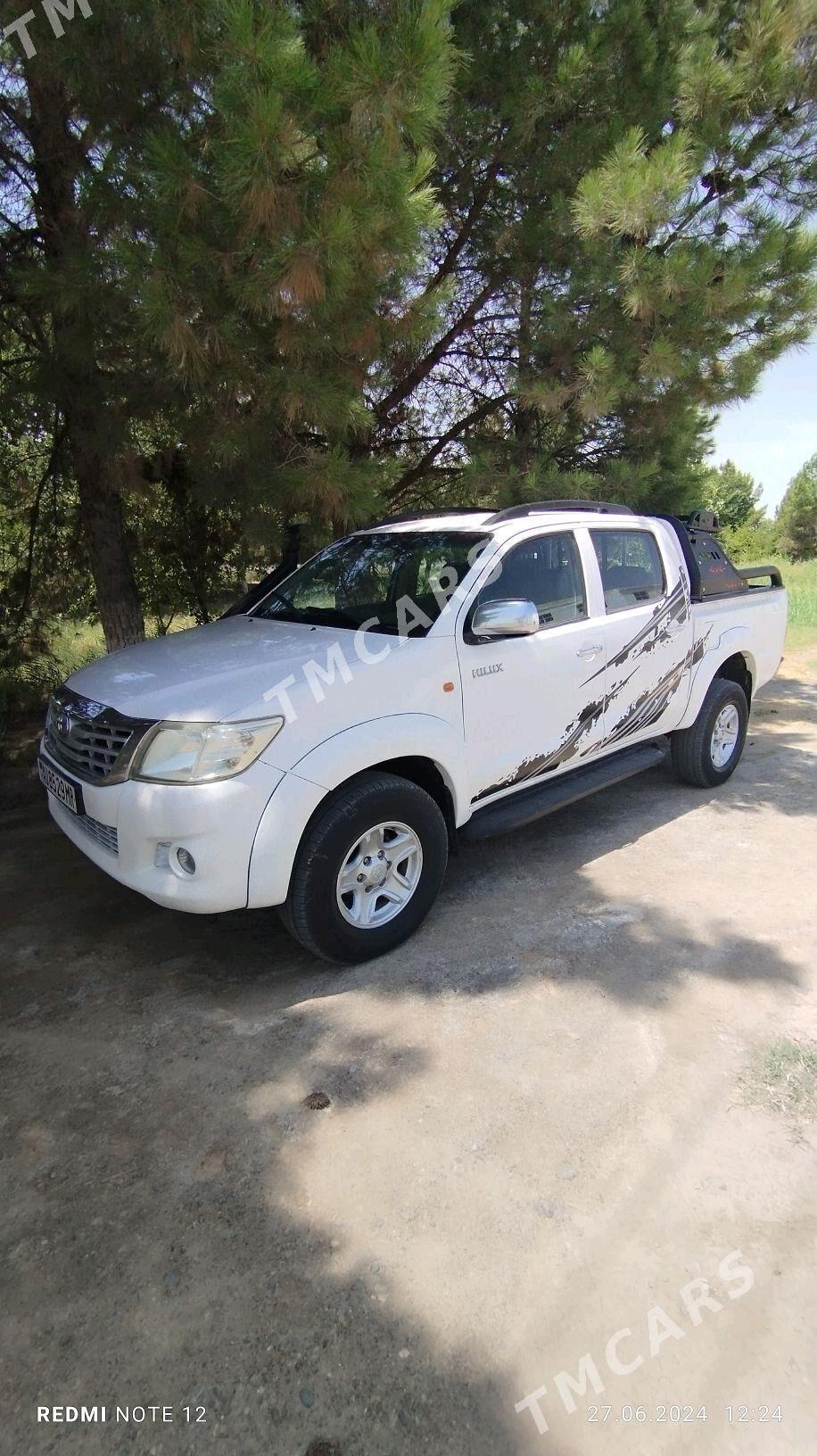 Toyota Hilux 2013 - 280 000 TMT - Mary - img 4