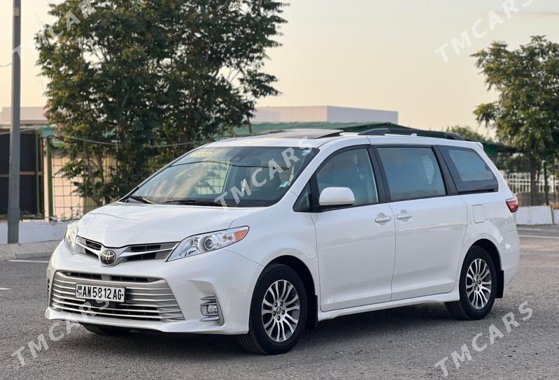 Toyota Sienna 2020 - 575 000 TMT - Ашхабад - img 2