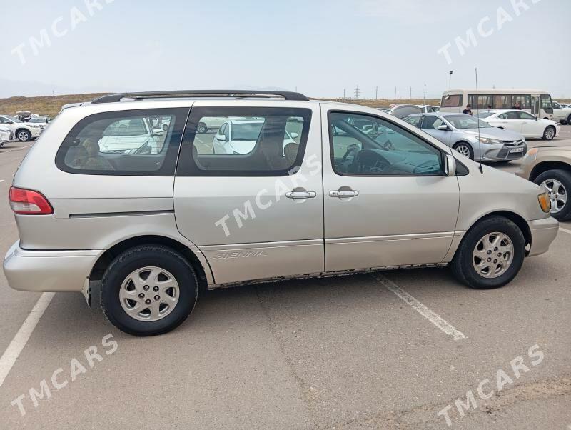 Toyota Sienna 2002 - 115 000 TMT - Änew - img 2