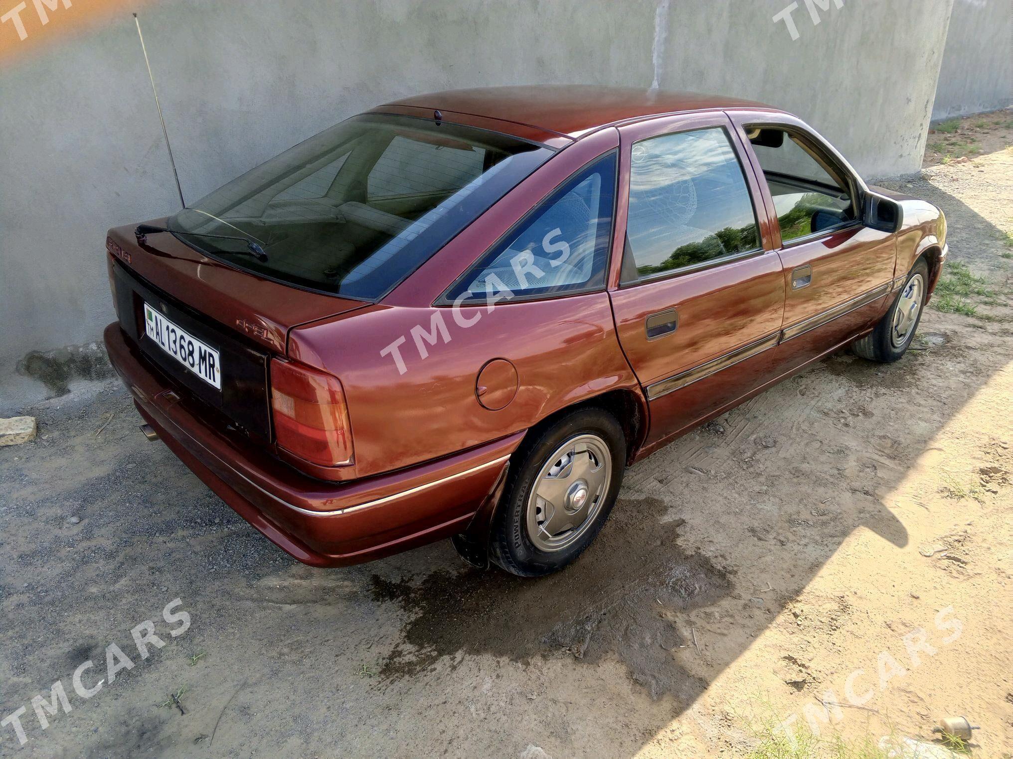 Opel Vectra 1989 - 25 000 TMT - Mary - img 2