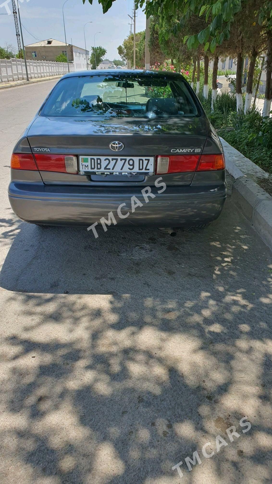 Toyota Camry 2000 - 114 000 TMT - Дашогуз - img 2