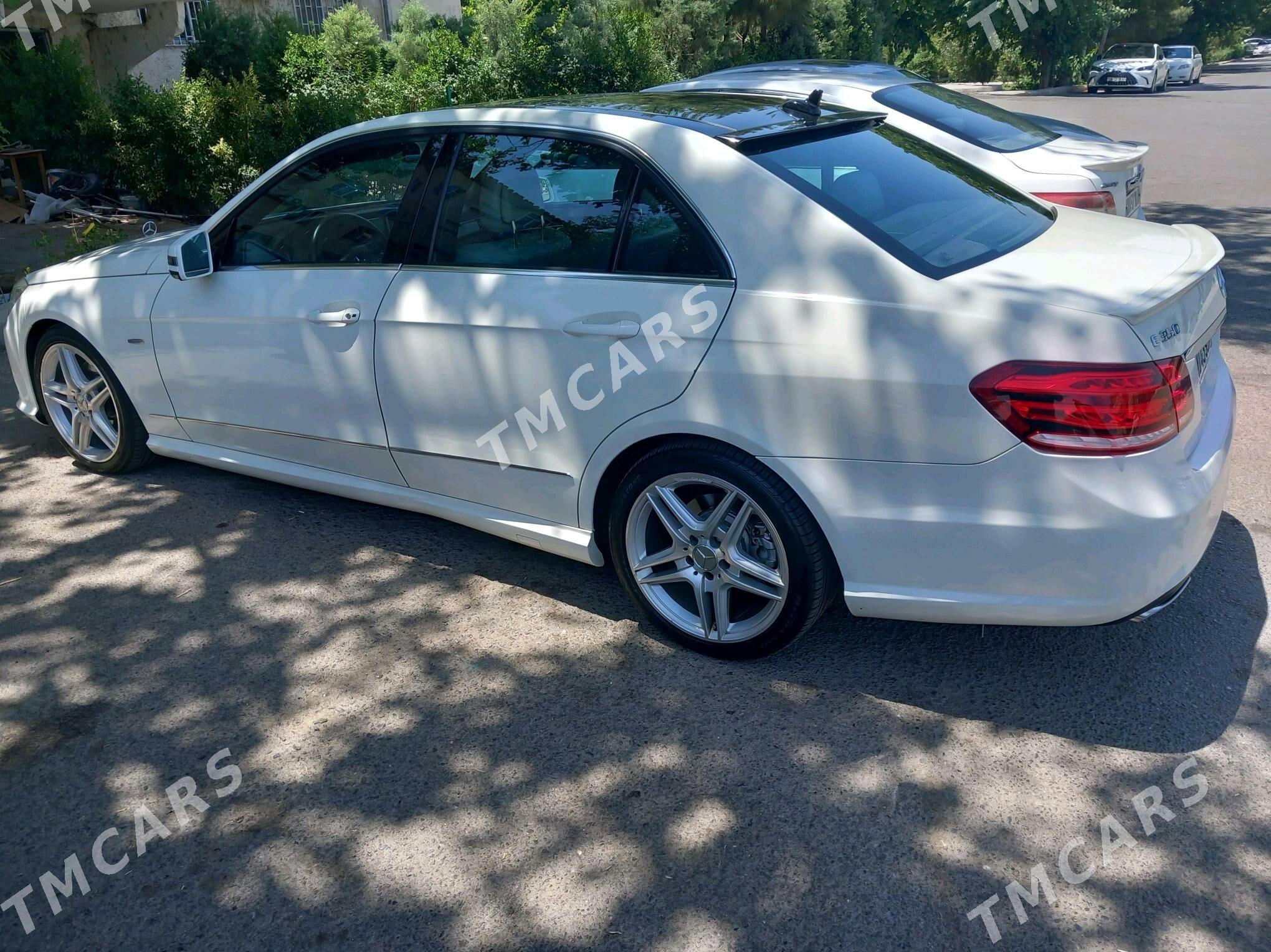 Mercedes-Benz E350 2011 - 300 000 TMT - Ак-Бугдайский этрап - img 4