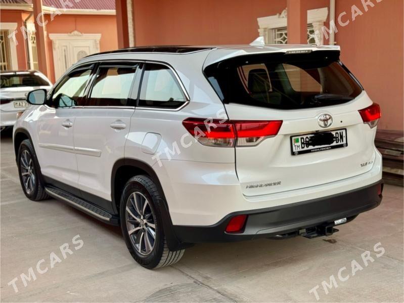 Toyota Highlander 2019 - 450 000 TMT - Балканабат - img 2