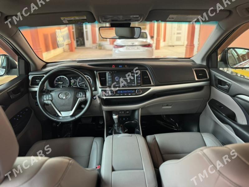 Toyota Highlander 2019 - 450 000 TMT - Балканабат - img 8