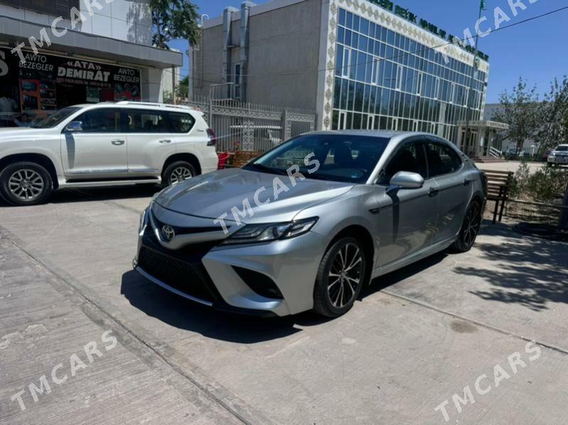 Toyota Camry 2018 - 290 000 TMT - Daşoguz - img 4