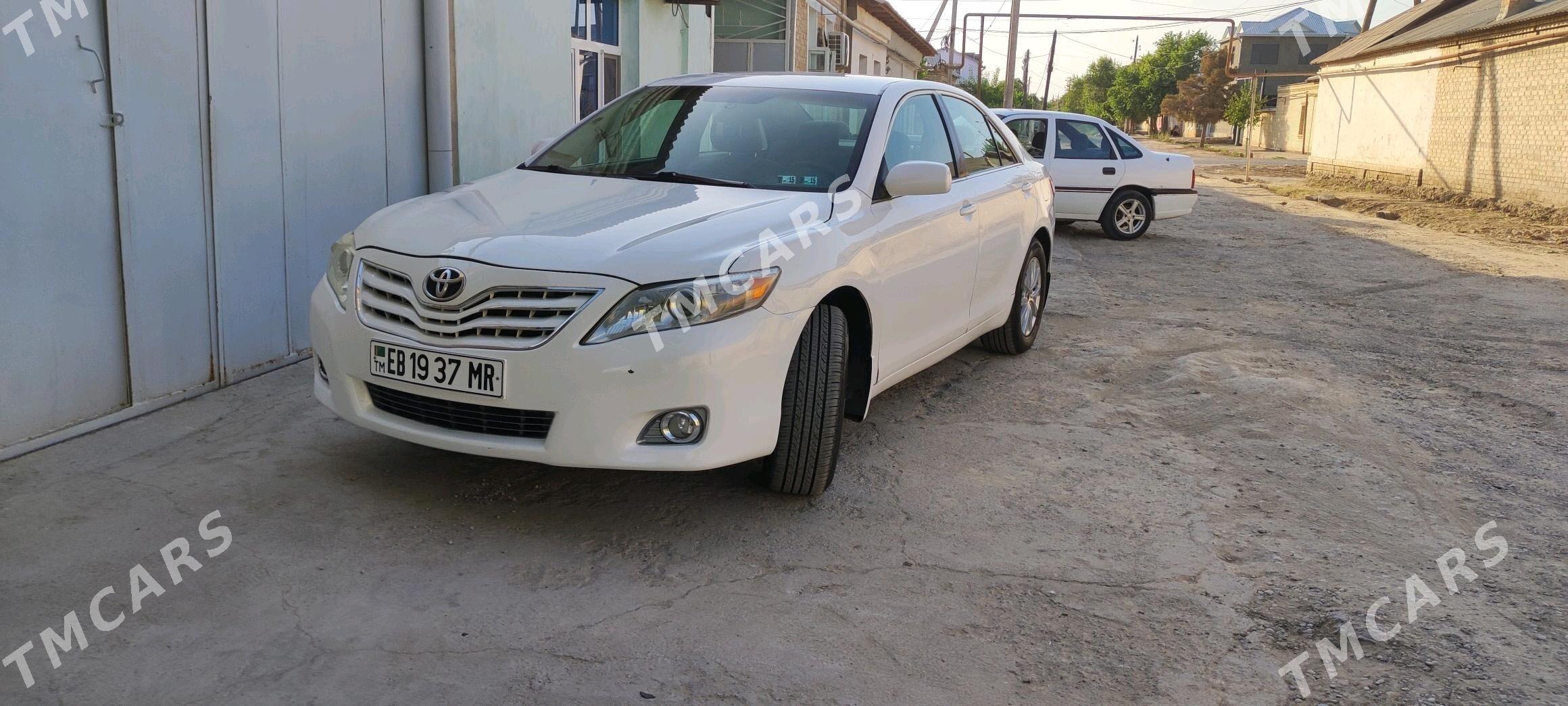 Toyota Camry 2011 - 155 000 TMT - Baýramaly - img 2