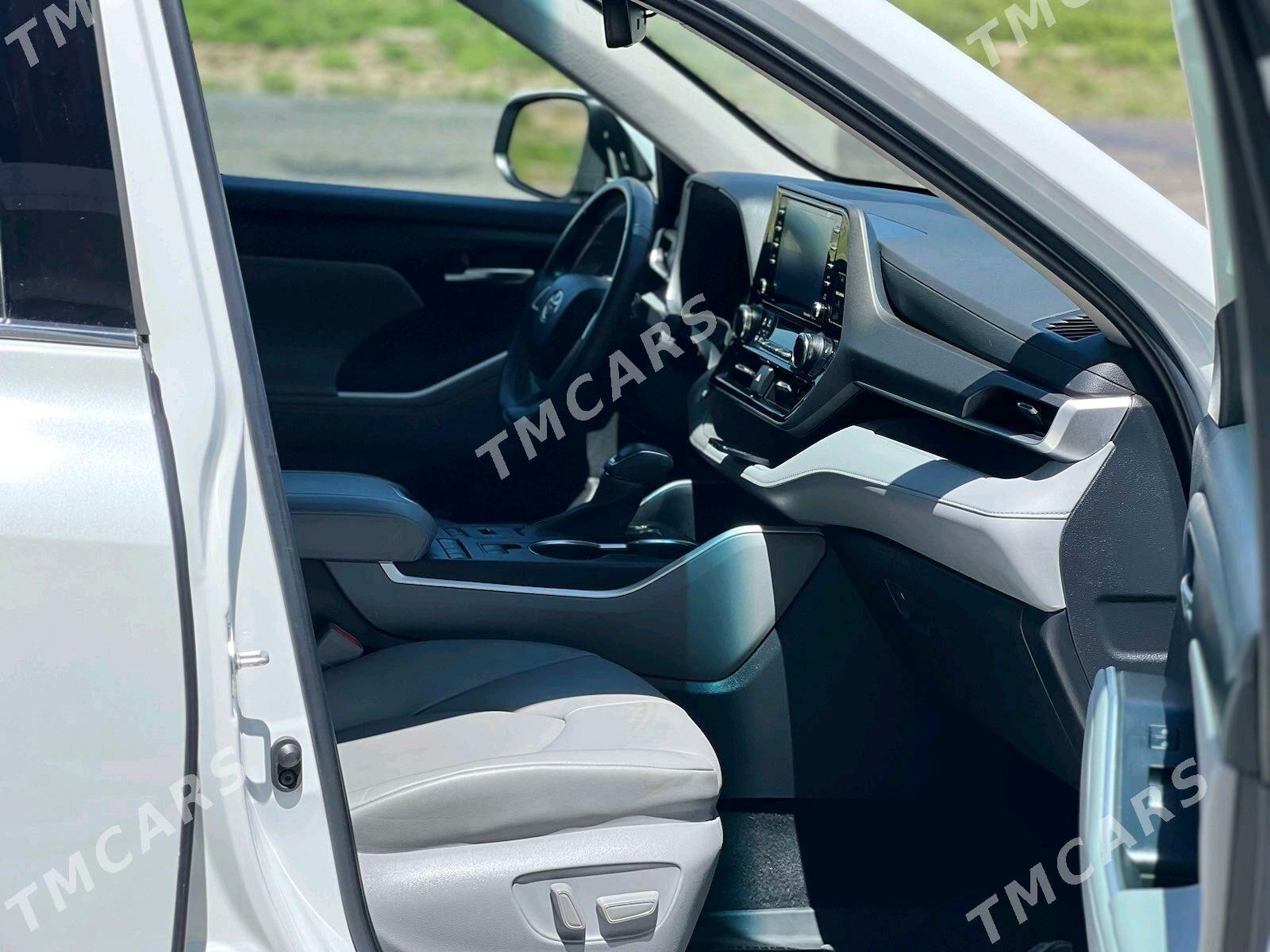 Toyota Highlander 2022 - 460 000 TMT - Мары - img 10