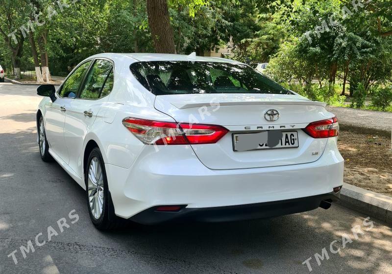 Toyota Camry 2019 - 267 150 TMT - Ашхабад - img 2