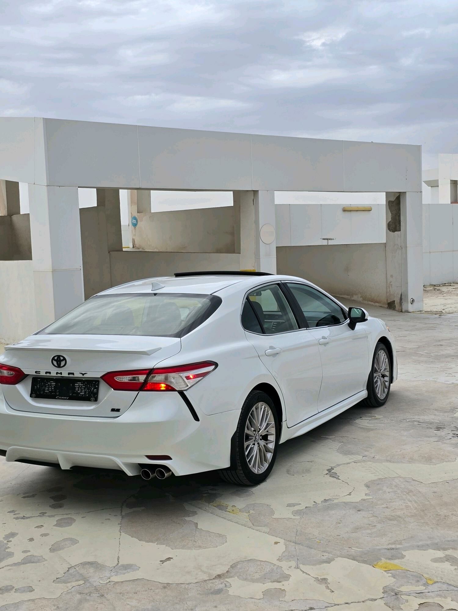 Toyota Camry 2020 - 275 000 TMT - 10 мкр - img 3