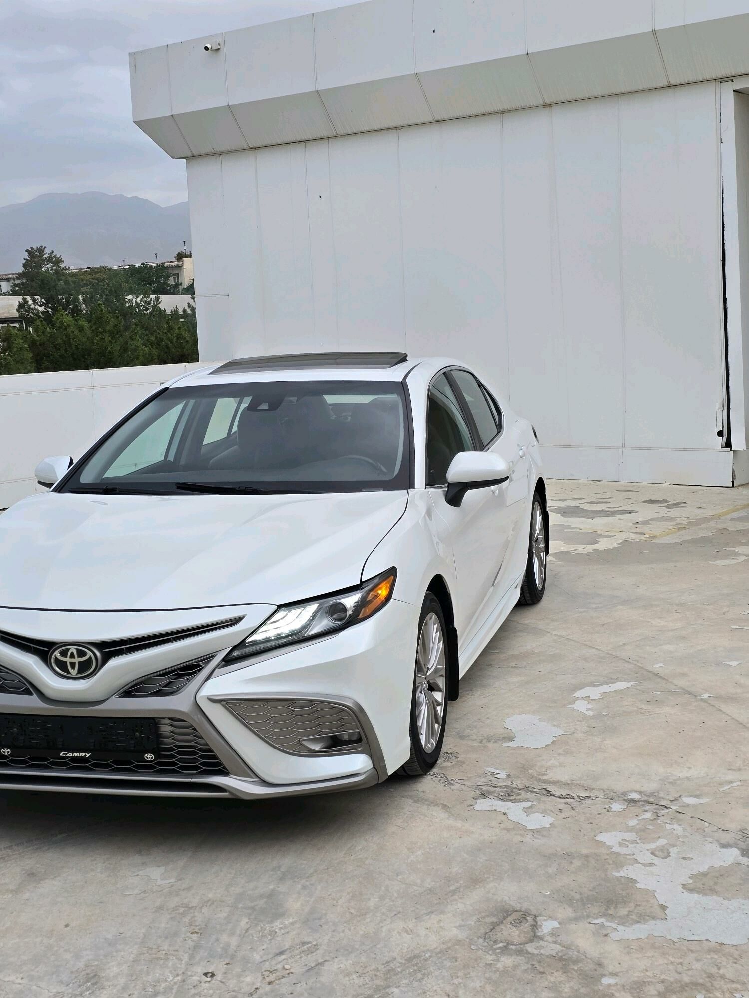 Toyota Camry 2020 - 275 000 TMT - 10 мкр - img 9