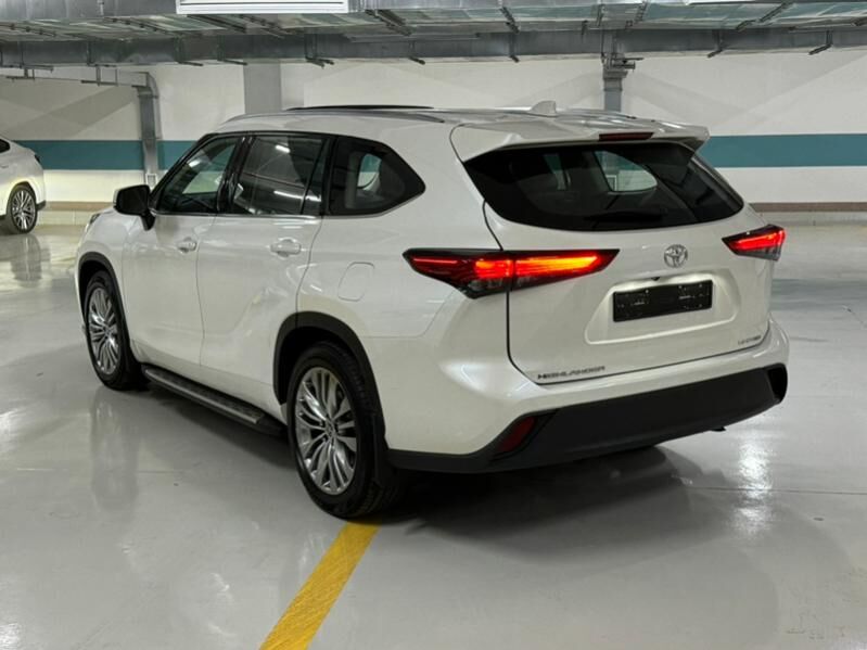 Toyota Highlander 2022 - 565 000 TMT - Ашхабад - img 7