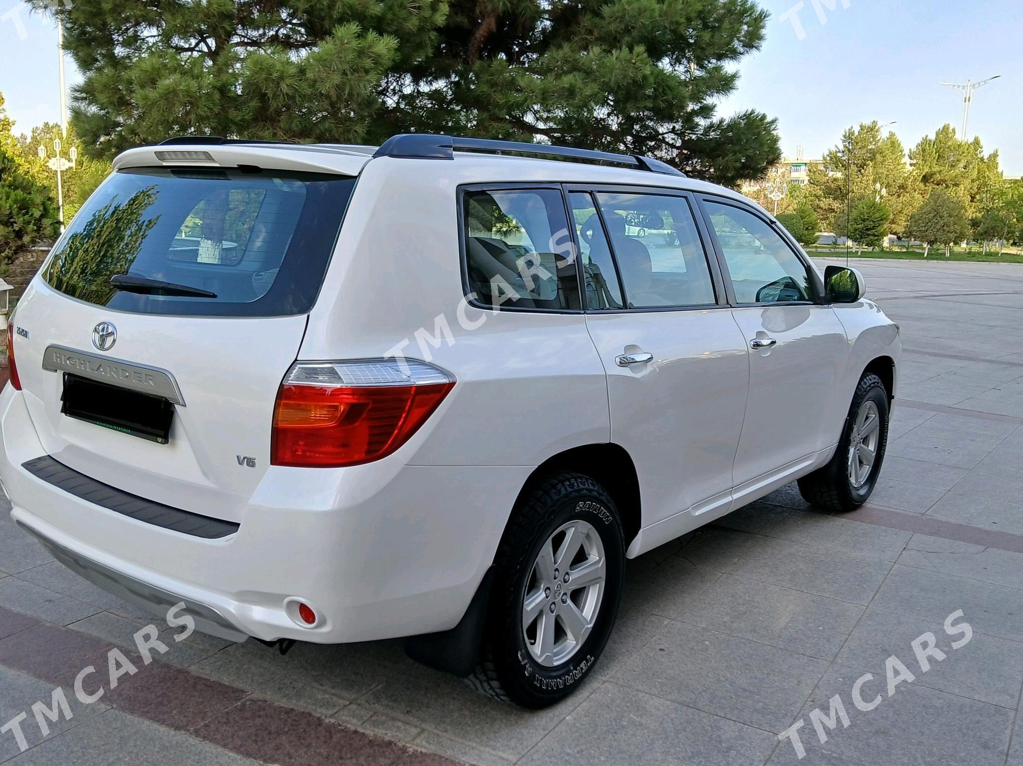 Toyota Highlander 2010 - 240 000 TMT - Туркменабат - img 4