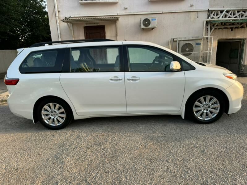 Toyota Sienna 2017 - 490 000 TMT - Aşgabat - img 8