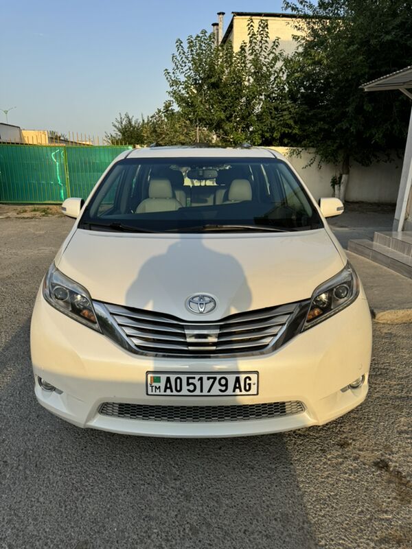 Toyota Sienna 2017 - 490 000 TMT - Aşgabat - img 5