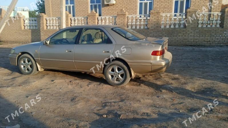 Toyota Camry 1998 - 90 000 TMT - Мары - img 3