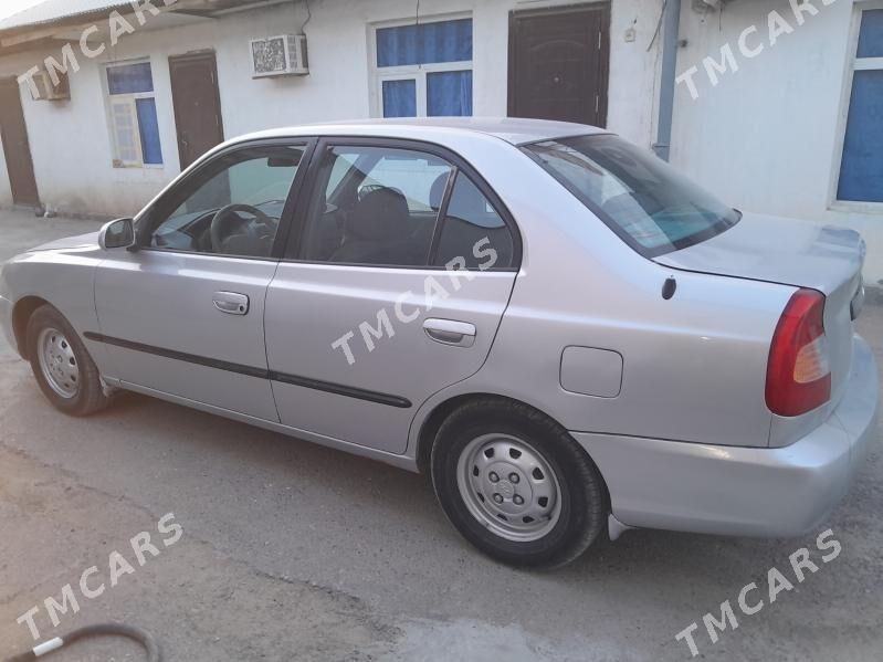 Hyundai Accent 2002 - 50 000 TMT - Garadamak - img 2