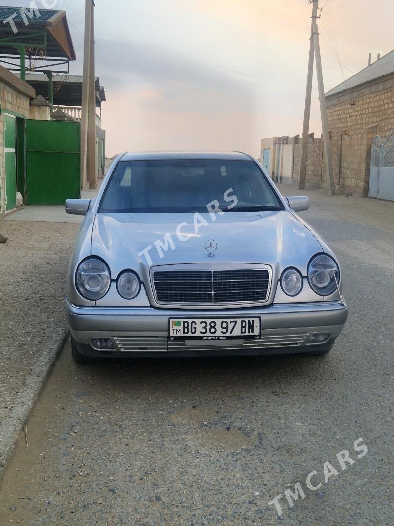 Mercedes-Benz C320 1996 - 80 000 TMT - Gumdag - img 3