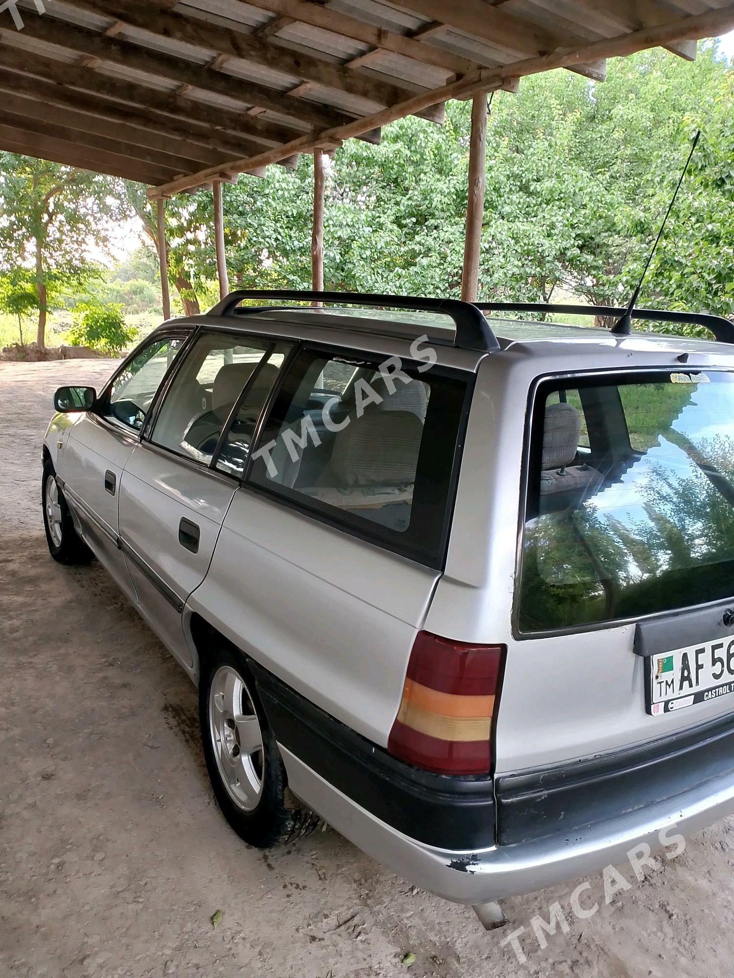 Opel Astra 1993 - 32 000 TMT - Boldumsaz - img 2