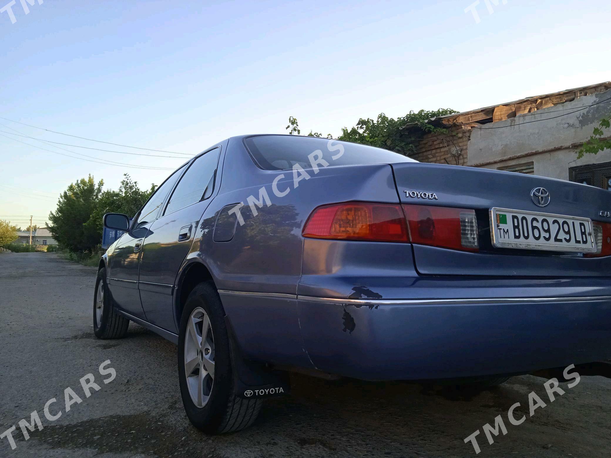 Toyota Camry 2000 - 95 000 TMT - Dänew - img 4