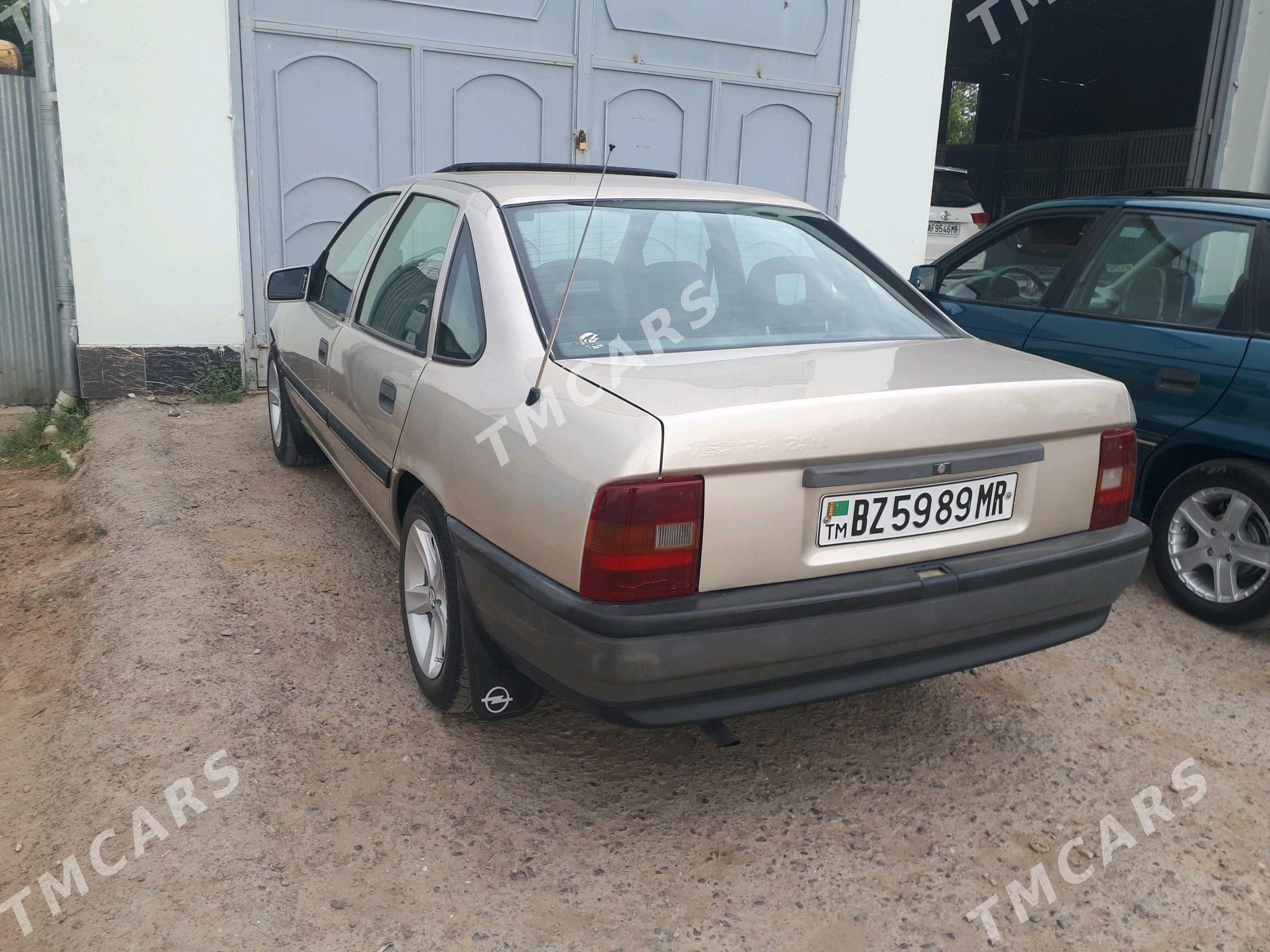 Opel Vectra 1990 - 40 000 TMT - Мары - img 3