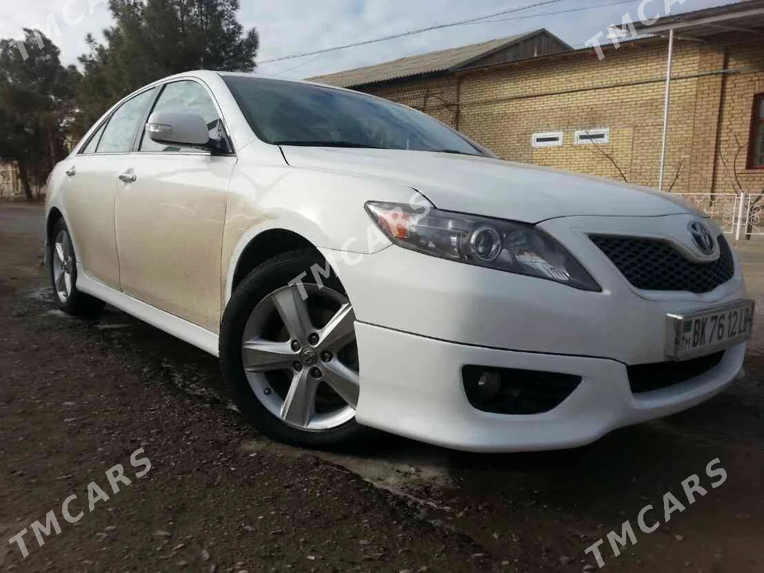 Toyota Camry 2010 - 185 000 TMT - Türkmenabat - img 3