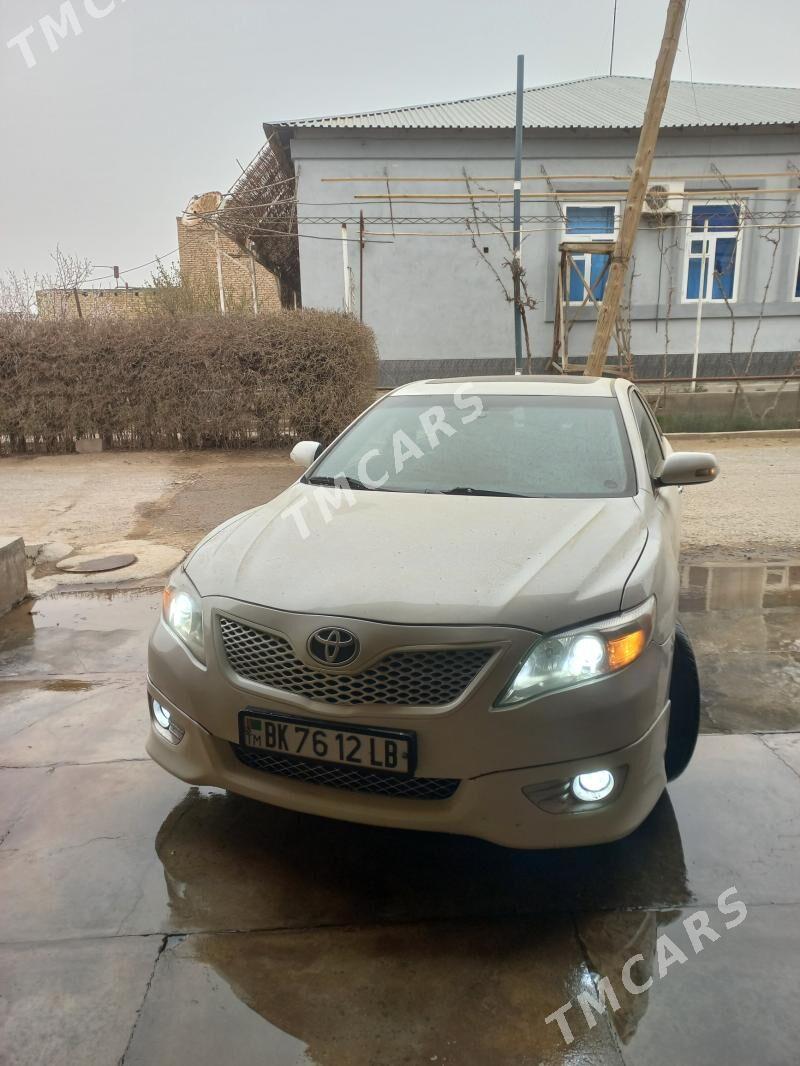 Toyota Camry 2010 - 185 000 TMT - Türkmenabat - img 4