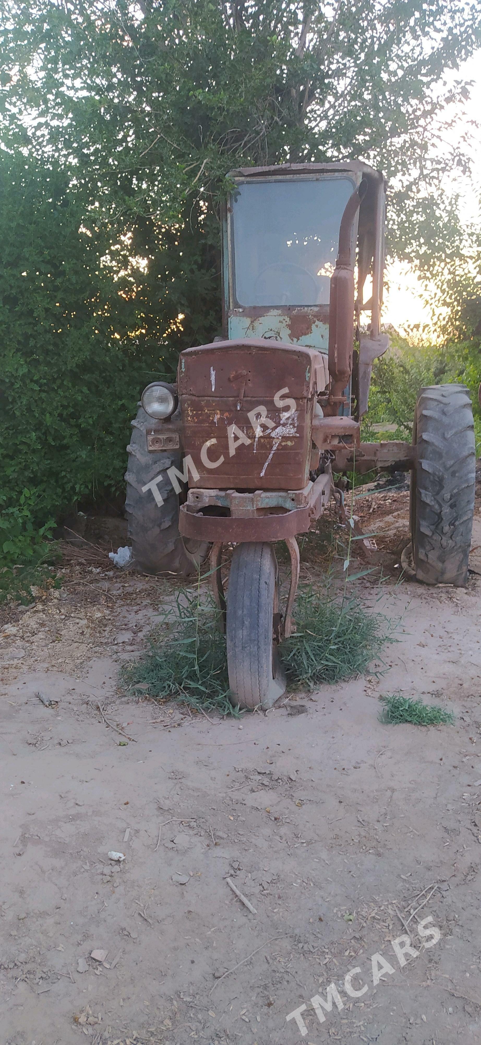 MTZ T-28 1980 - 22 000 TMT - Шабатский этрап - img 3