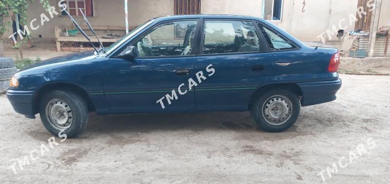 Opel Astra 1993 - 30 000 TMT - Farap - img 2