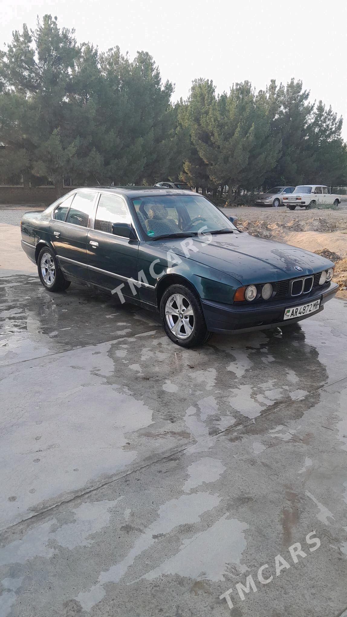 BMW 520 1990 - 24 000 TMT - Мары - img 3