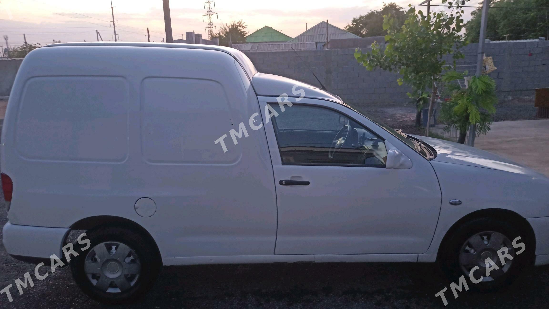 Volkswagen Caddy 2005 - 60 000 TMT - Гарадамак - img 4