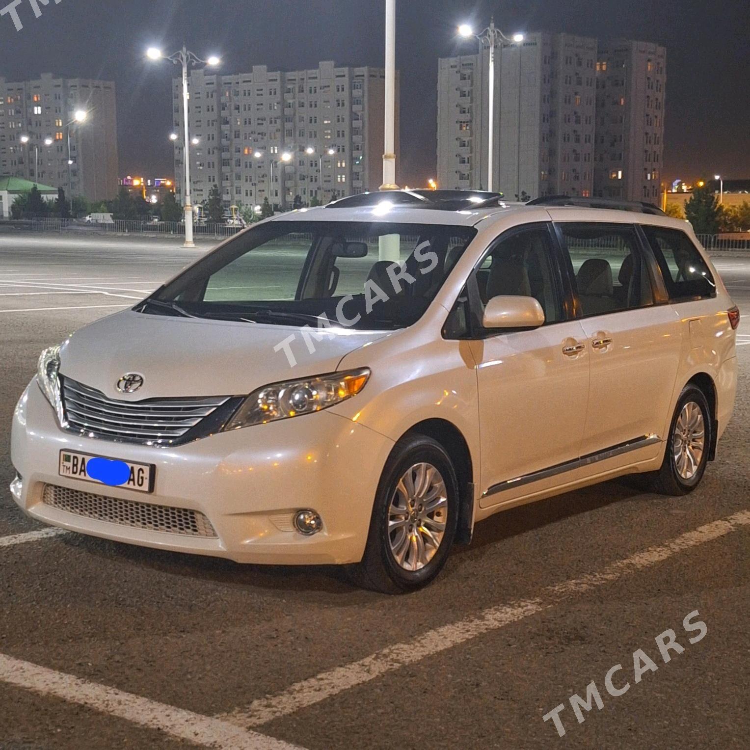 Toyota Sienna 2016 - 340 000 TMT - Ашхабад - img 2