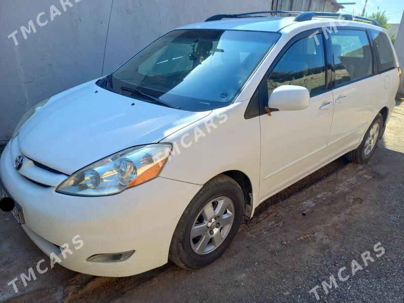 Toyota Sienna 2006 - 202 000 TMT - Boldumsaz - img 2