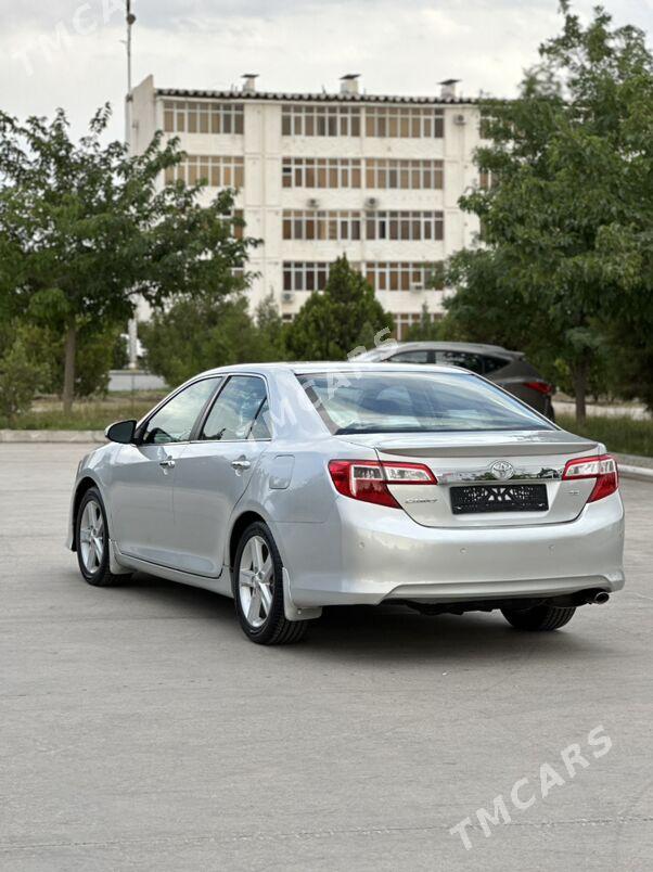 Toyota Camry 2012 - 220 000 TMT - Балканабат - img 2