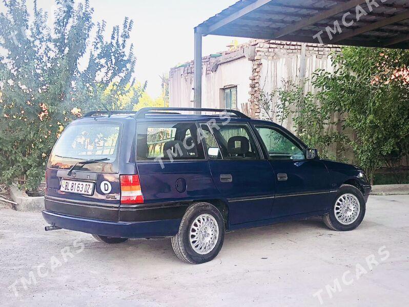 Opel Astra 1993 - 31 000 TMT - Дашогуз - img 2