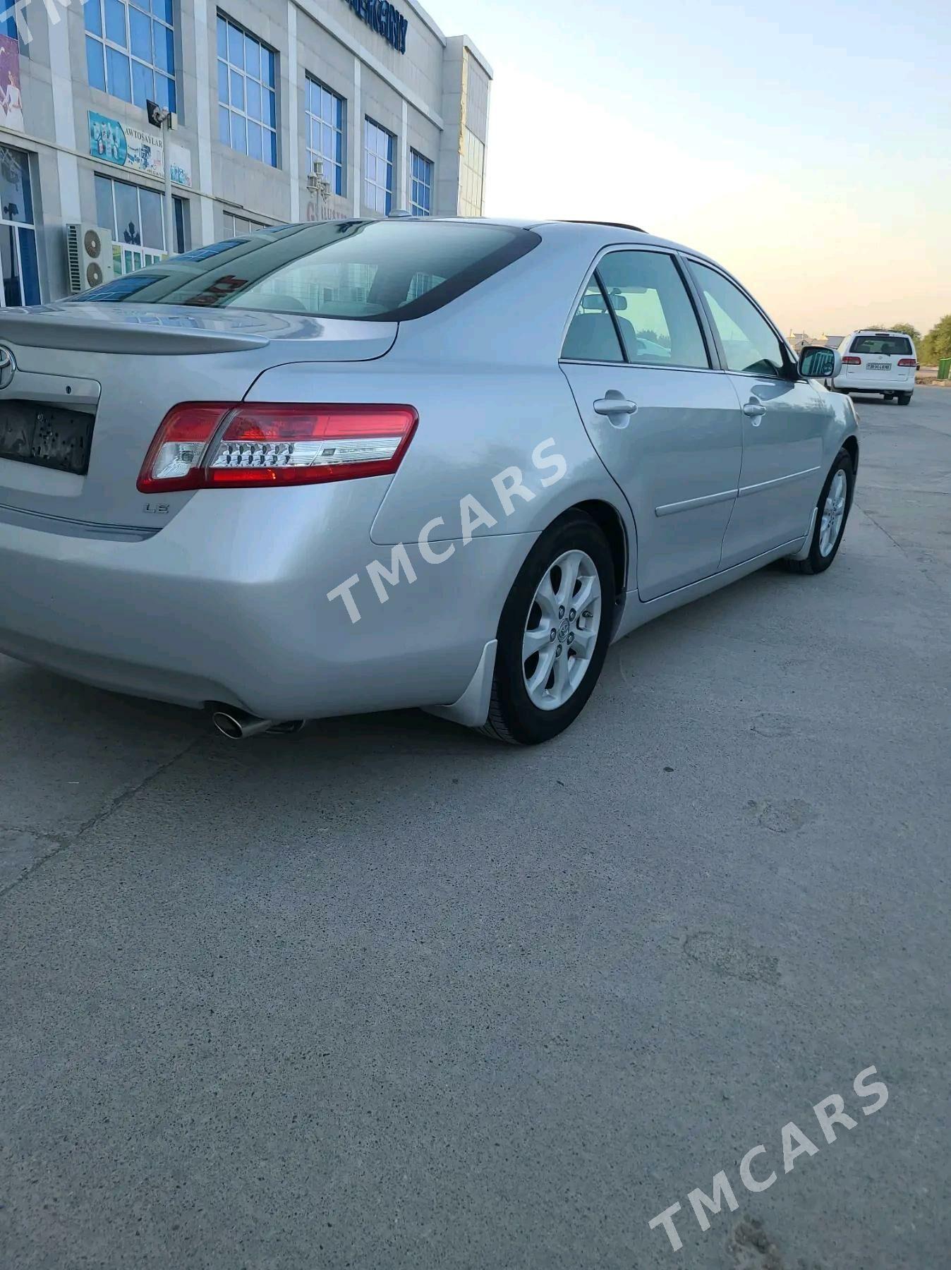 Toyota Camry 2010 - 175 000 TMT - Мары - img 2