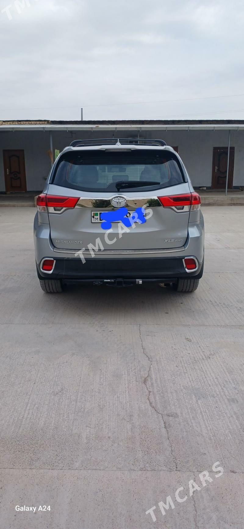 Toyota Highlander 2019 - 500 000 TMT - Kaka - img 3