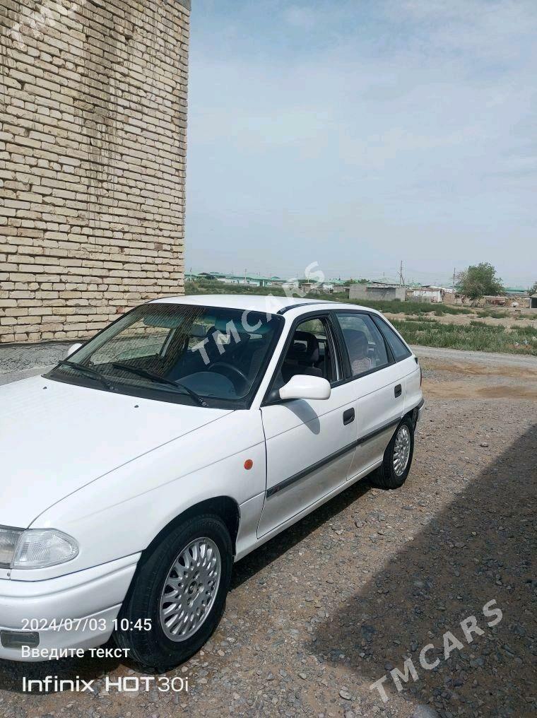 Opel Astra 1993 - 35 000 TMT - Ak bugdaý etraby - img 2